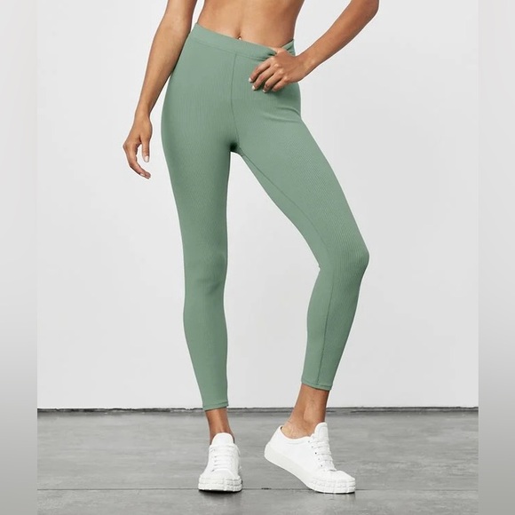 Alo Yoga Ribbed High-Waist 7/8 Blissful Legging - Picture 1 of 2